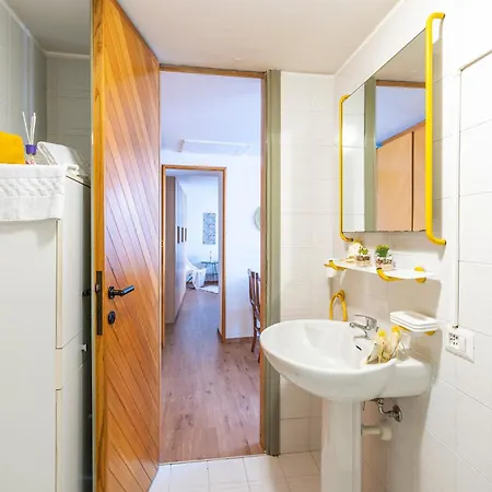 Duomo & Station - Self Check-in & Access Côme